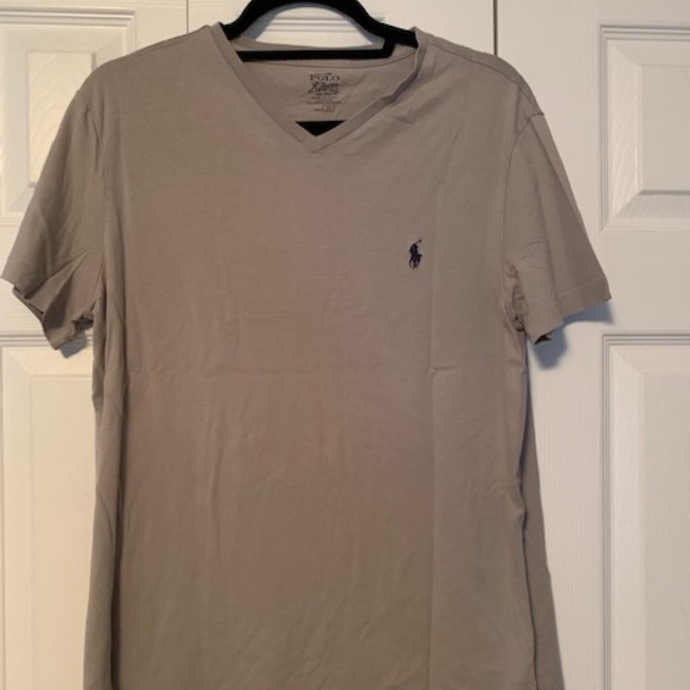 Ralph Lauren Gray v-neck tshirt